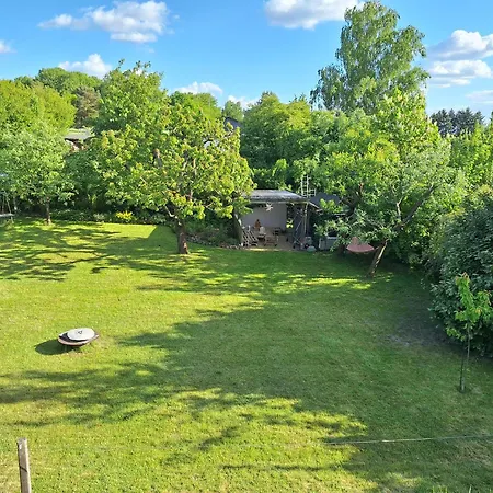 Weitblick Mit Gemuetlichkeit, Kaminofen Und Sauna Im Haus