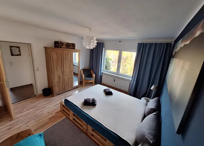 Weitblick Mit Gemuetlichkeit, Kaminofen Und Sauna Im Haus 布莱克德